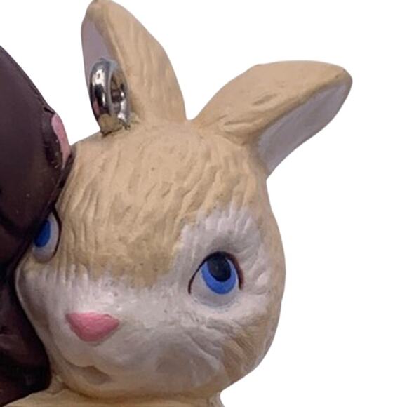 Rare 1992 Hallmark Keepsake Easter Ornament Somebunny Loves You in Mint Box - Picture 5 of 8